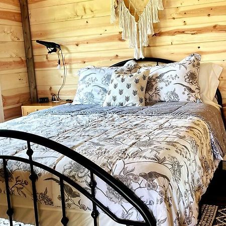 #4 Kentucky Bourbon Trail Bourbon Barrel Cottages Lawrenceburg Екстериор снимка