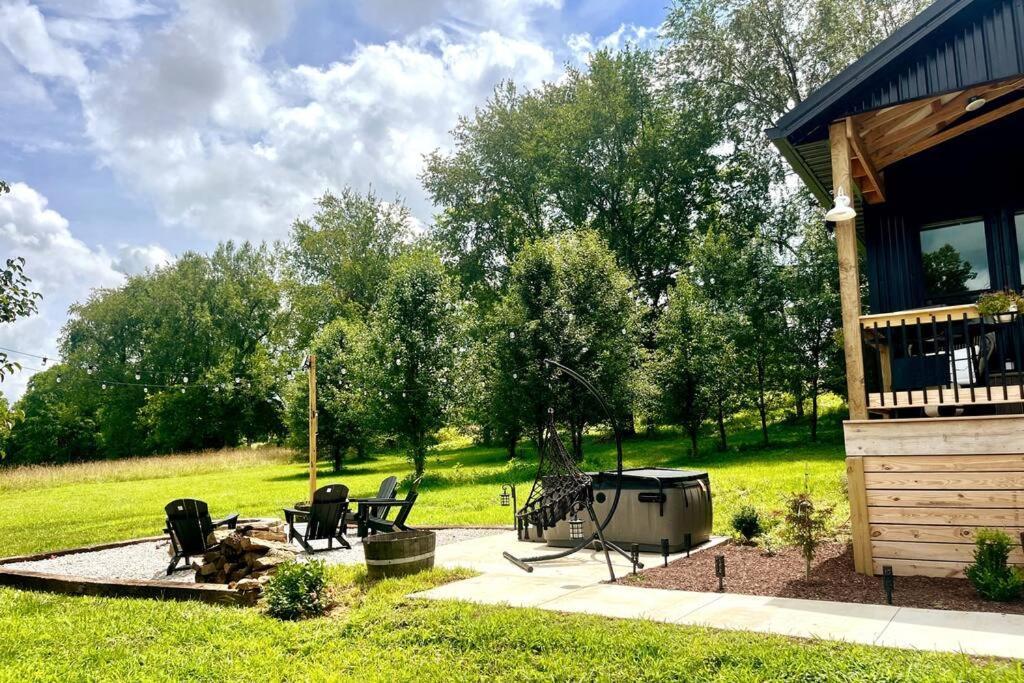 #4 Kentucky Bourbon Trail Bourbon Barrel Cottages Lawrenceburg Екстериор снимка